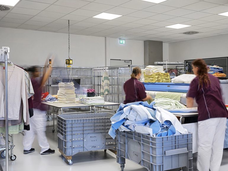 Großküche und Wäscherei aus einer Hand: Hygienisch und effizient